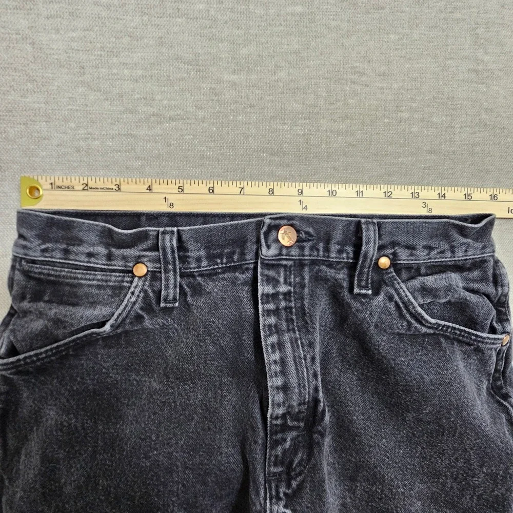 Vintage Wrangler 13MWZ Jeans Mens 32x34 (fits 32x27.5)‎ Black Paint Splatter *